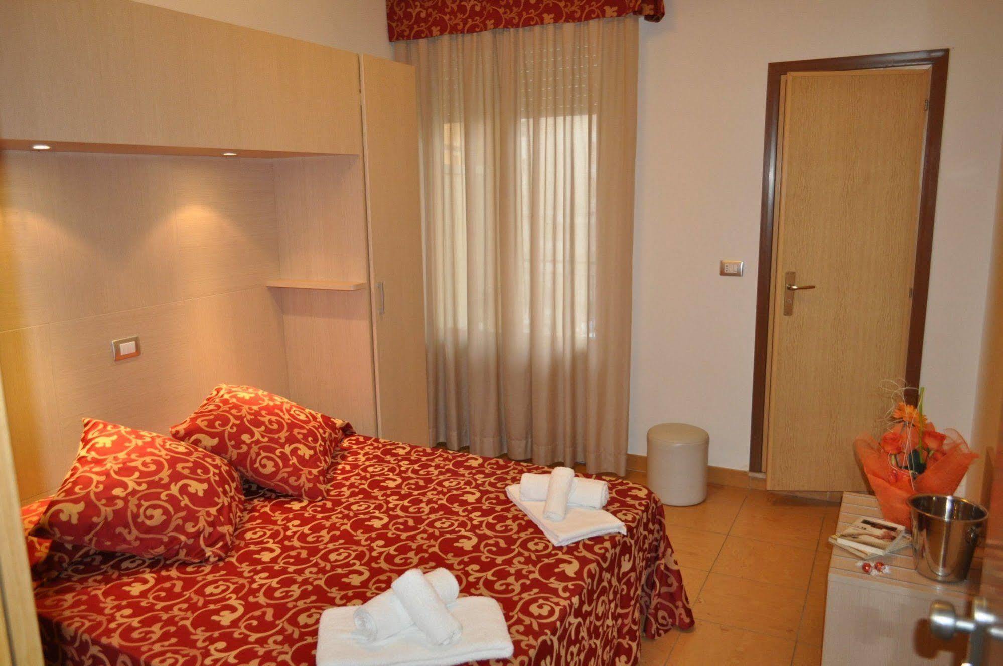 Hotel Mimosa Беллария-Иджеа-Марина Экстерьер фото